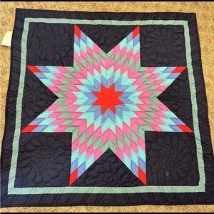 Amish Style Quilt Handmade Star Pattern Lap, Crib/Wall Hanging With Loops 41×41